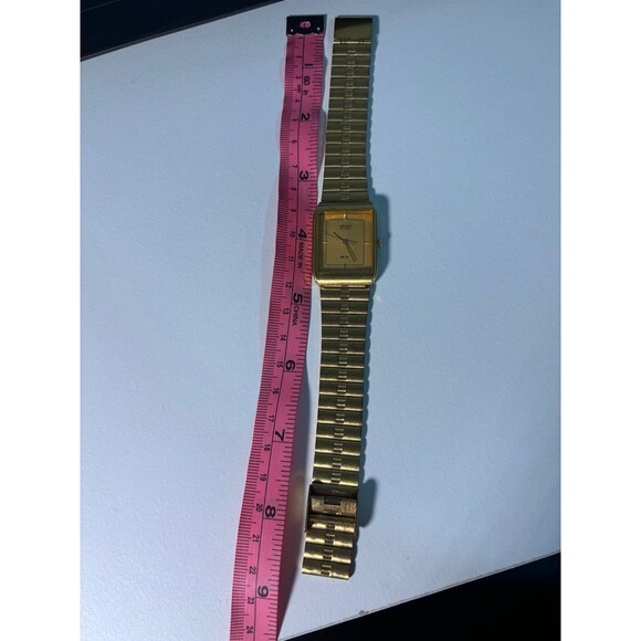 Watch - Picture 2 of 3